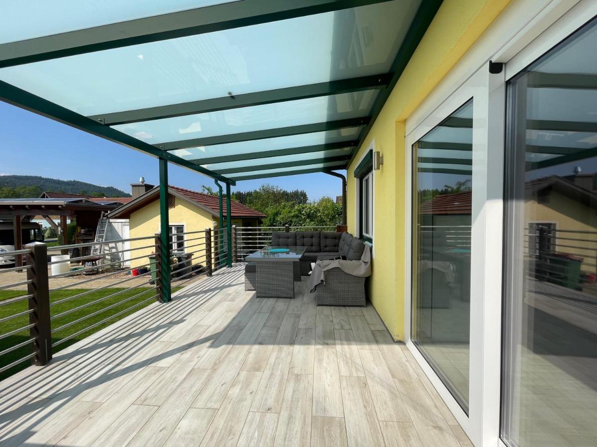 Apartment Schlossbergblick Griffen Екстер'єр фото